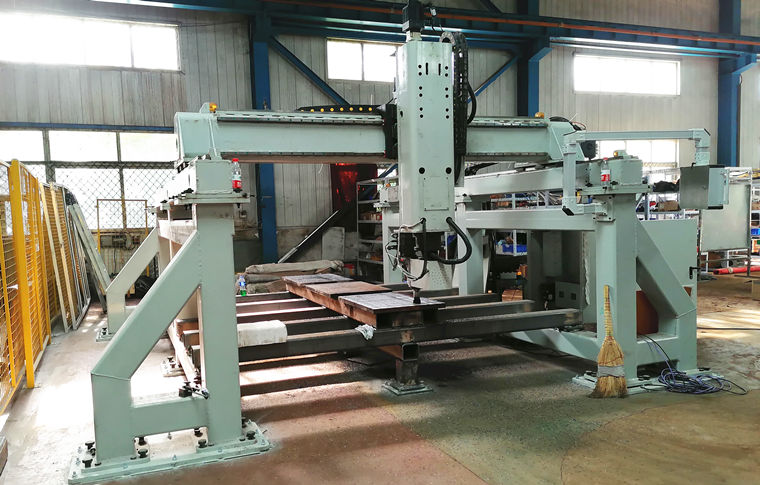 五轴铣削桁架机械手